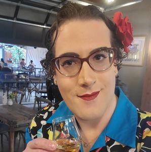 Meet your Posher, Rose